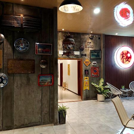 Urbanview Hotel Sakura Kampung Inggris Pare By Reddoorz Εξωτερικό φωτογραφία