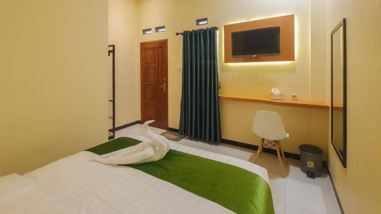 Urbanview Hotel Sakura Kampung Inggris Pare By Reddoorz Εξωτερικό φωτογραφία
