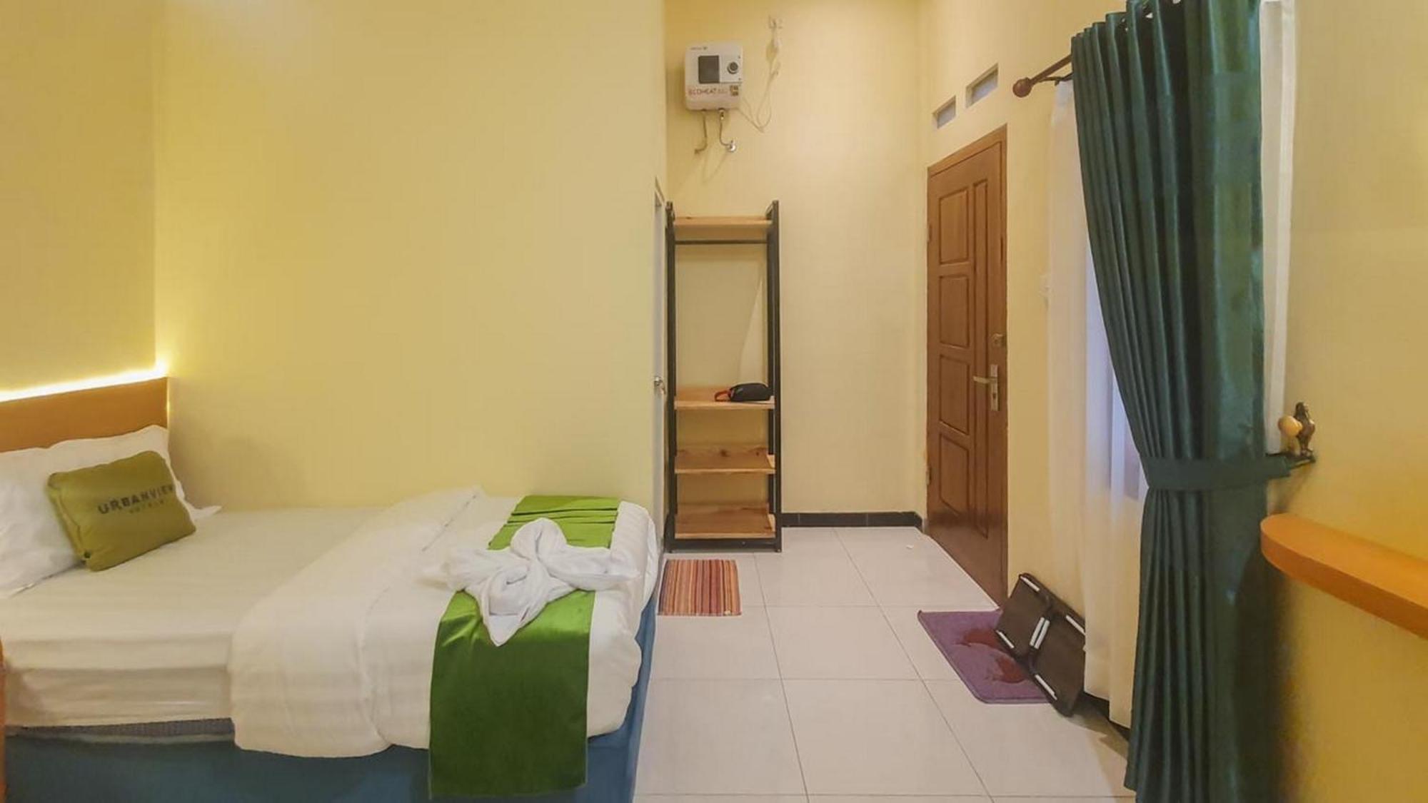 Urbanview Hotel Sakura Kampung Inggris Pare By Reddoorz Εξωτερικό φωτογραφία
